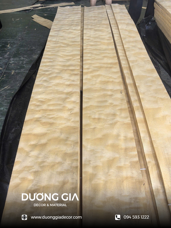 veneer-quilted-maple-1 veneer-quilted-maple
