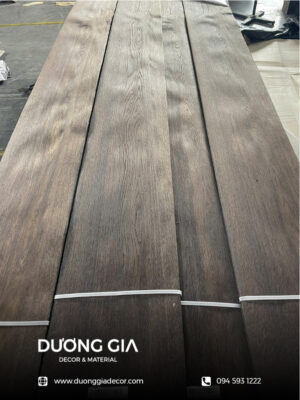 veneer sồi hun khói